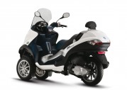 Piaggio MP3 Hybrid